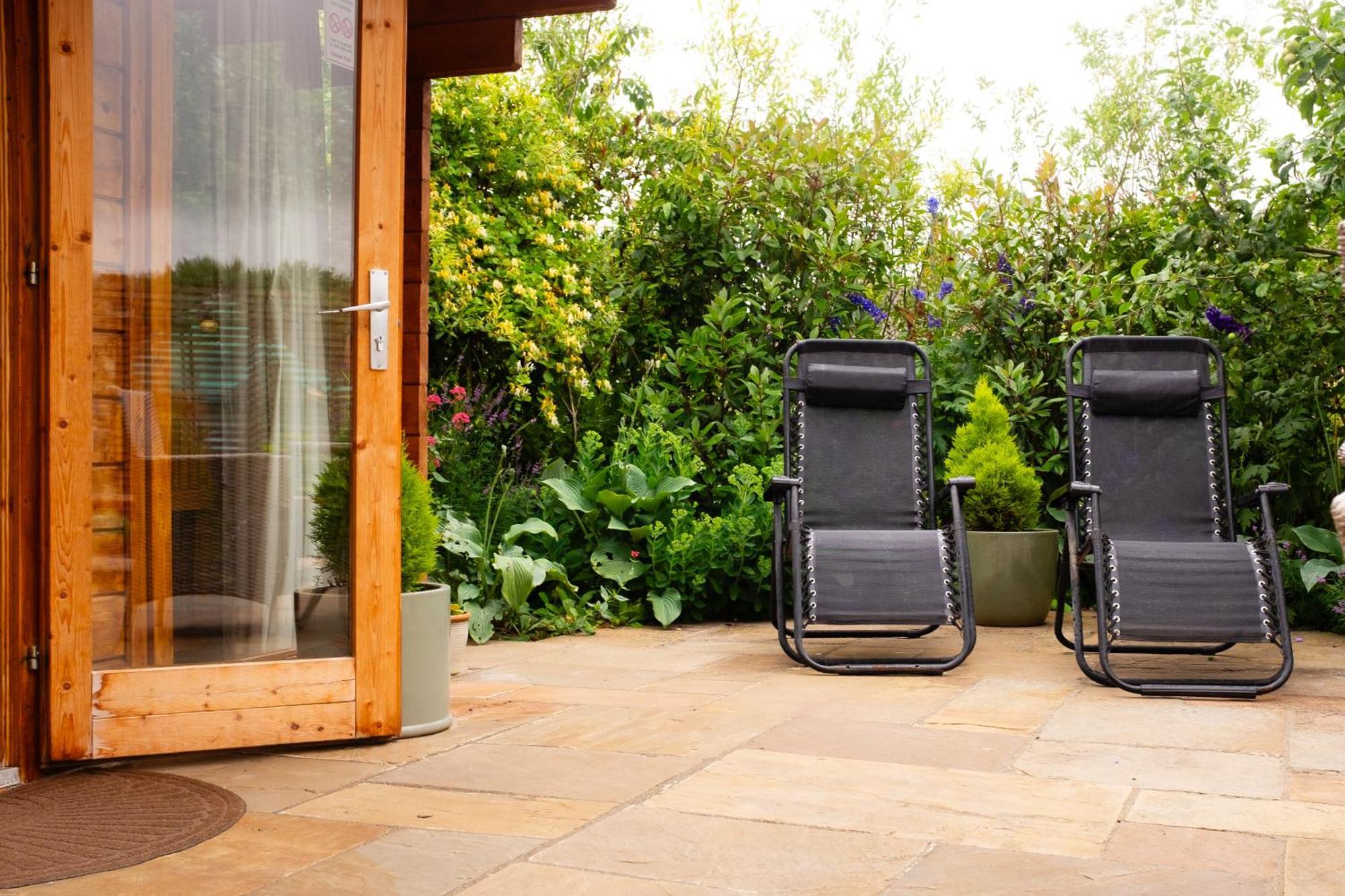 Moors Wood Relaxing ,Tranquil Retreat With Hot Tub Villa Chippenham  Kültér fotó